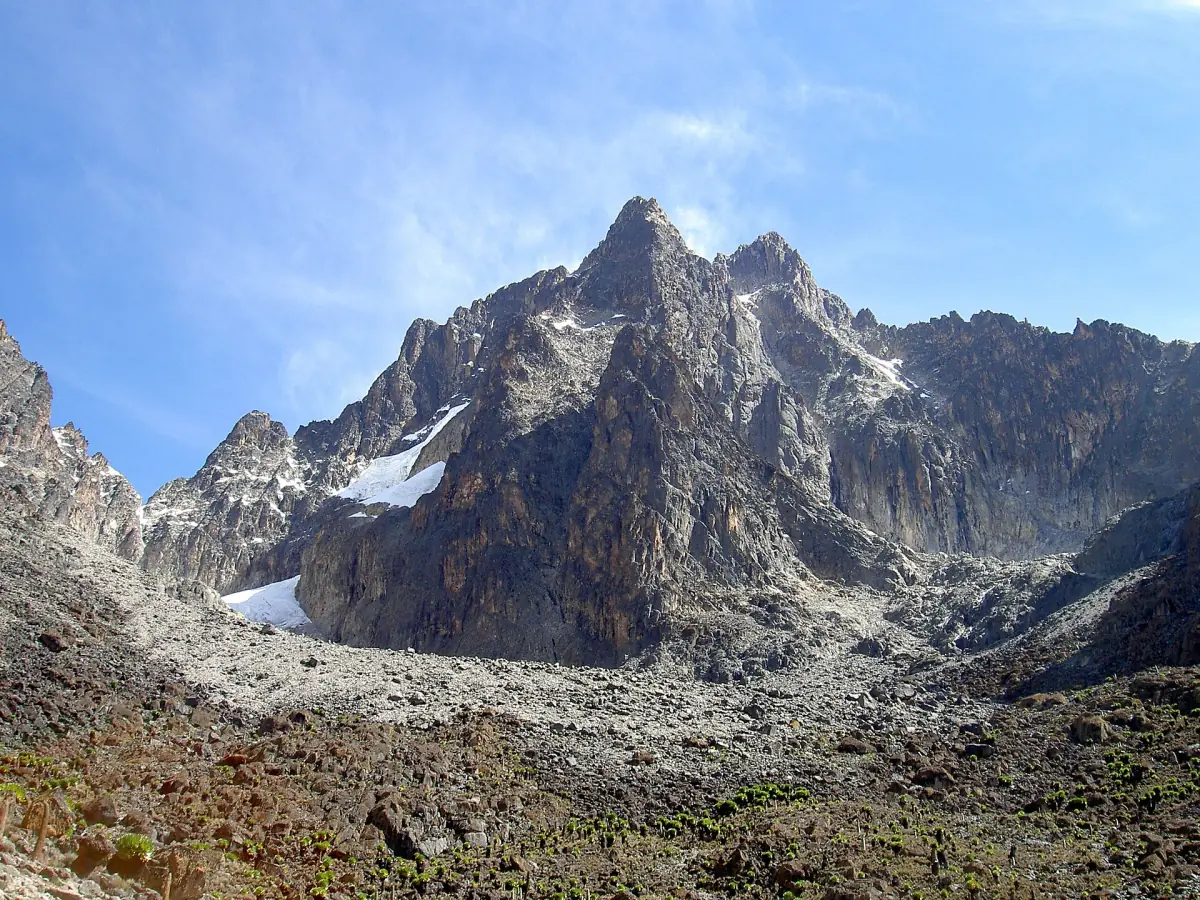 Batian and Nelion with Point Slade in front of a glacier basin
